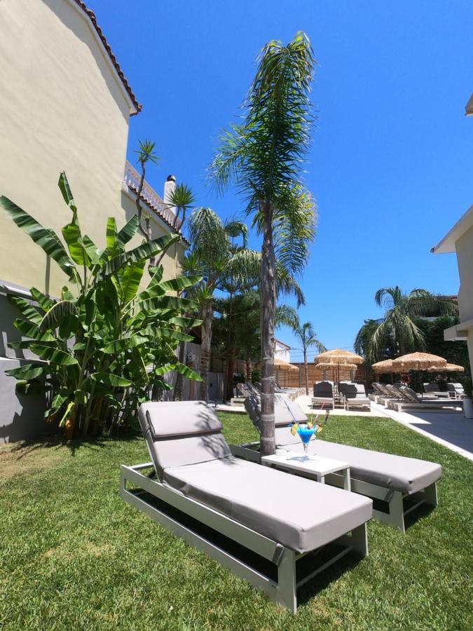 Paradise Bar Apartments Plános Exterior foto